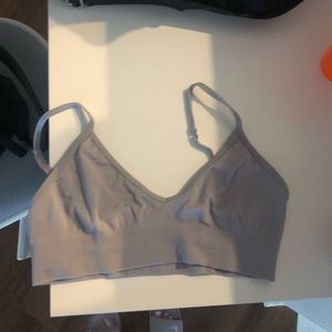 lululemon awakening bra size 8